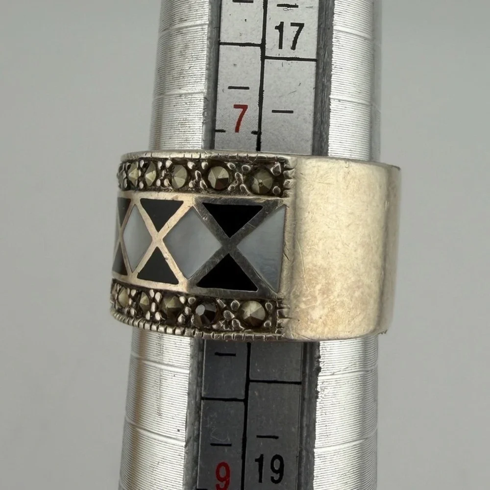 Vintage NF Sterling Silver Ring 8 Sterling Silver 925 Marcasite Onyx Thailand